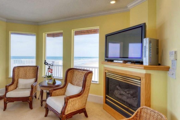 [Image: Blue Water View, Beach Front House, 4 Bedrooms, Elevator, Hdtv]