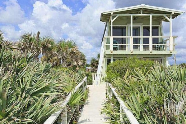 [Image: Flagler Oasis Beach House - Sleeps 8, Beach Front, Hdtv, Wifi]