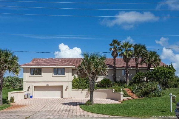 [Image: Dreaming Dunes, 4 Bedrooms, Direct Oceanfront]