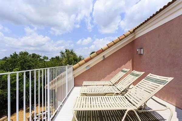 [Image: Casa Del Sol, Heated Private Pool, Private Beach Path - Crow's Nest Bedrooms]