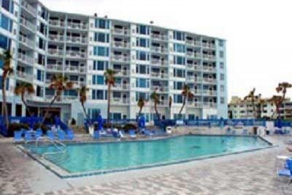 [Image: Beach Front, Full Amenities, Family Friendly Resort/Sleep 6]