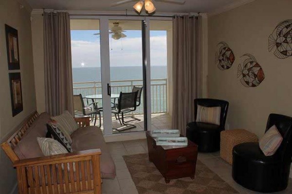 [Image: Brand New Sea Spray East 3 BR/2BA!]