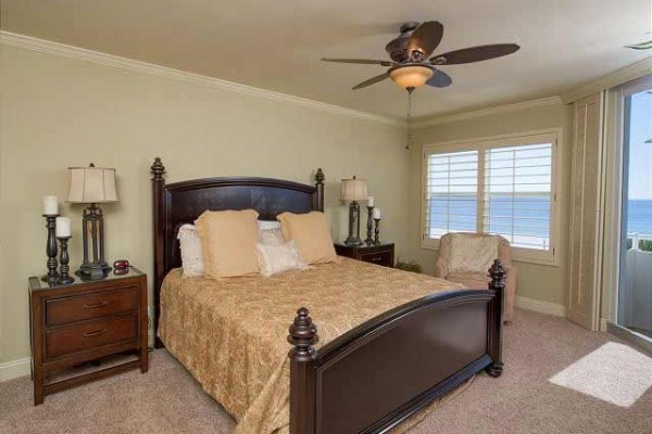 [Image: Brand New Seaspray East 2BR 2BA!]