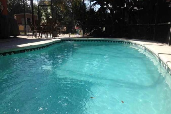 [Image: Large Pool Home!! Special Rates for May!!!]