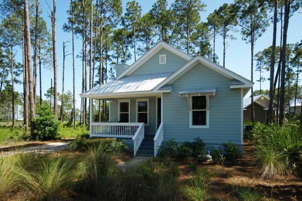 [Image: Gorgeous Coastal Retreat in Summer Camp Beach, Sleeps 7]