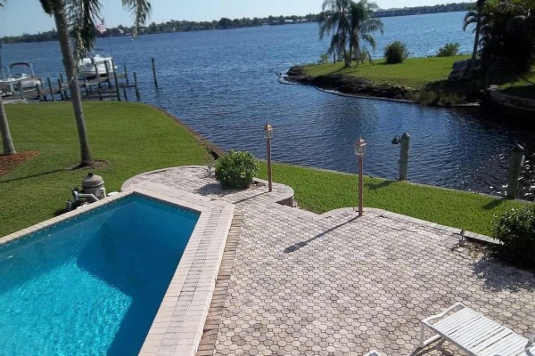 [Image: Available for October Thru April for in Season-Boating, Fishing,Pool,Beach]