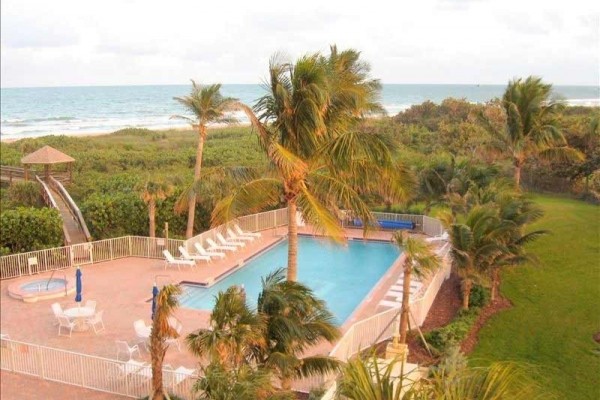 [Image: On the Ocean. Sunny Balcony , Gorgeous Ocean Views &amp; Pool View]