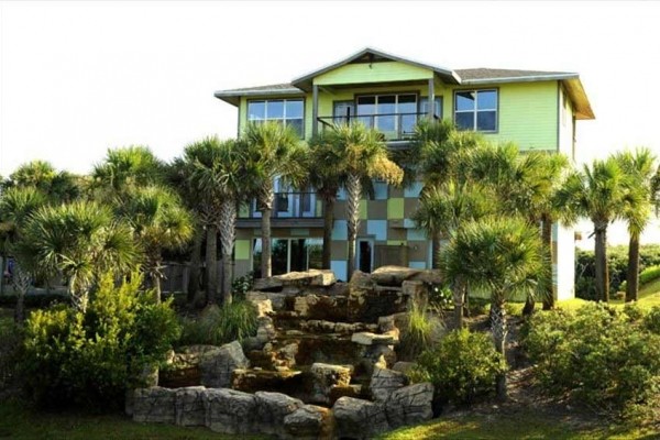 [Image: Fabulous Pool Home with Fantastic Views! Pristine Beaches]