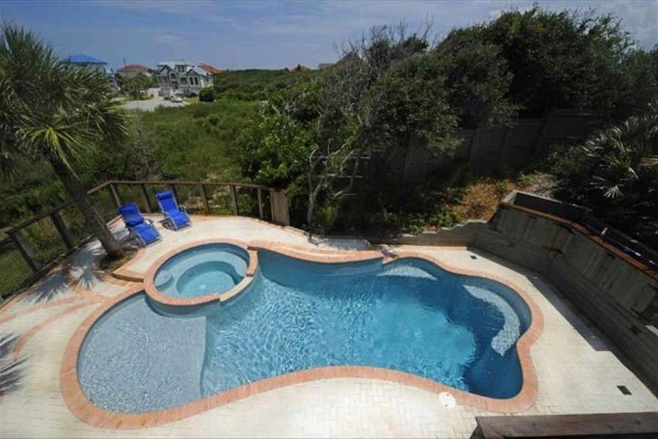 [Image: Fabulous Pool Home with Fantastic Views! Pristine Beaches]