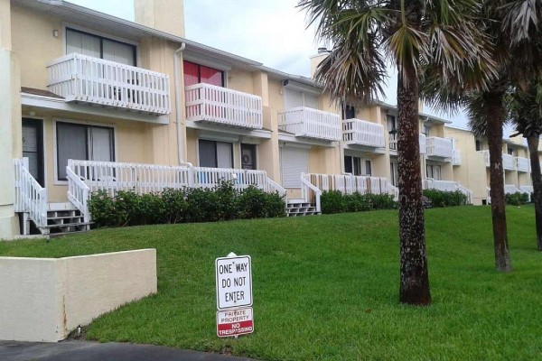 [Image: Price Reduced! Pet &amp; Family Friendly 3 BR, 2.5 Bath Condo Across from Beach]