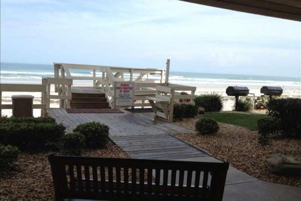 [Image: September Special --Direct Oceanfront --5th Floor--No Drive Beach]