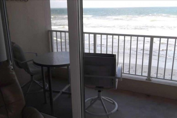 [Image: September Special --Direct Oceanfront --5th Floor--No Drive Beach]