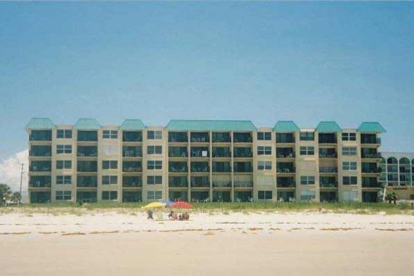 [Image: Affordable Beachfront Rentals on Secluded Ponce Inlet Beach]