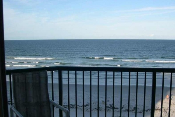 [Image: 3BR/3BA Beachfront Condo at Ponce Inlet $3,200 Per Month]