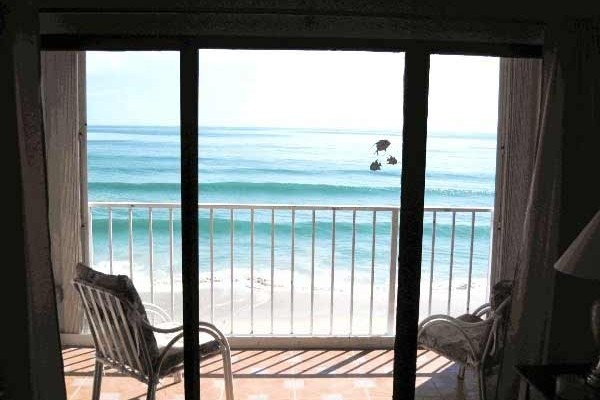 [Image: Two Bedroom Oceanfront Condo Sleeps 4-6]