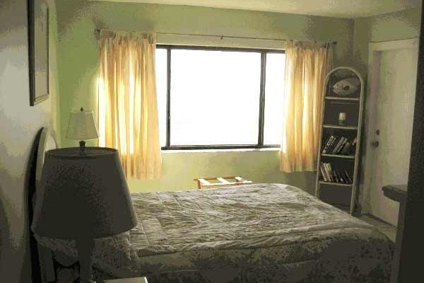 [Image: Two Bedroom Oceanfront Condo Sleeps 4-6]