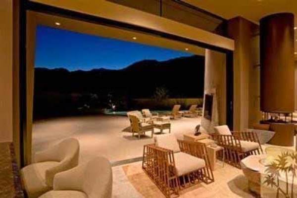 [Image: 3 Million Ultra Modern Model Home-Jaw Dropping Mountain Views]