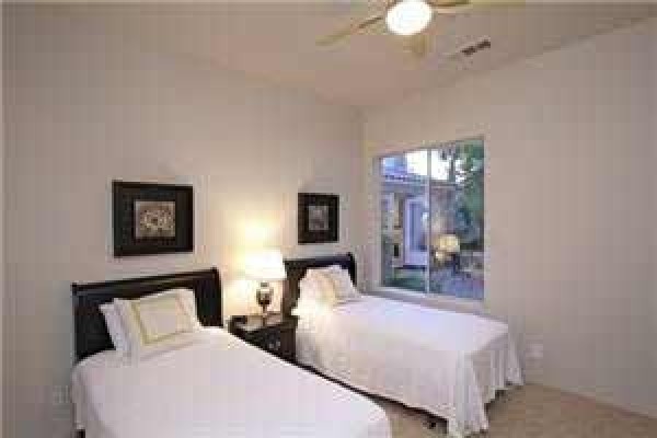 [Image: 151lq: 4 BR / 4.5 BA House in La Quinta, Sleeps 10]