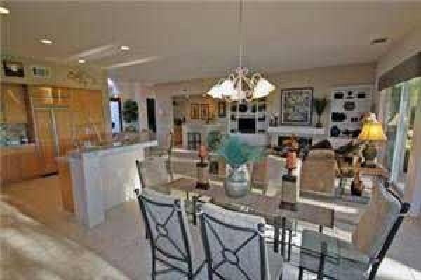 [Image: 105lq: 3 BR / 3 BA House in La Quinta, Sleeps 6]