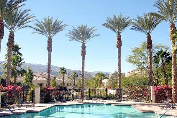 [Image: Luxury Home with Private Pool, Spectacular Mountian Views in Gated Community.]