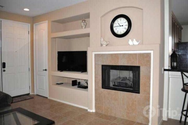 [Image: Desert Oasis Home by the Polo Fields 3/Bd,2BA Sleeps 8 (Newer Home)]