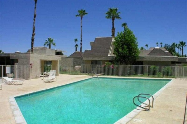 [Image: Desert Village 0564: 3 BR / 3 BA Condo in Rancho Mirage, Sleeps 6]