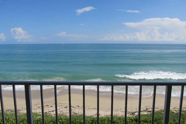 [Image: Direct Ocean Front Condo with Riviera View, Wi-Fi and Cable Included]