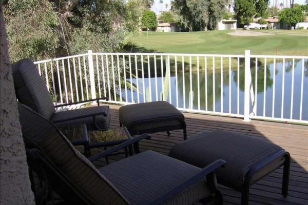 [Image: Luxurious Palm Springs Area 2 BR/2 BA Condo-Jan Availability]
