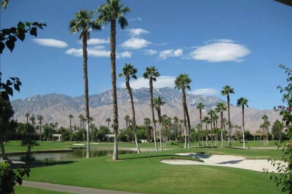 [Image: Golfers Dream Condo W/ Spectactular Fairway and Mountain Views]