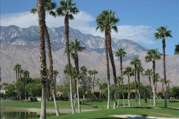 [Image: Golfers Dream Condo W/ Spectactular Fairway and Mountain Views]