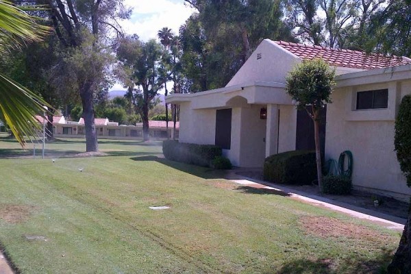 [Image: Palm Springs Beautiful 2broom + Den on Golf Course]