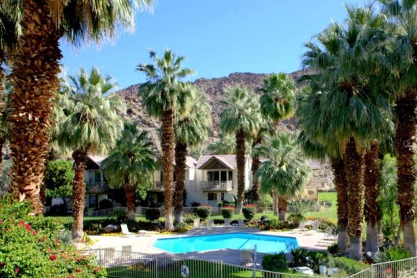 [Image: Indian Wells 2-Bedroom Mountain Cove Townhouse - Nice!]