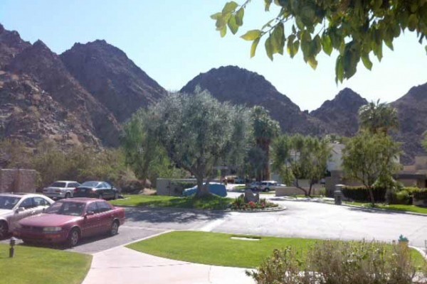 [Image: Indian Wells 2-Bedroom Mountain Cove Townhouse - Nice!]