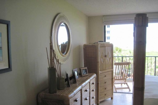 [Image: Absolutely Gorgeous Beachfront Condo Ft Pierce Vero Beach FL]