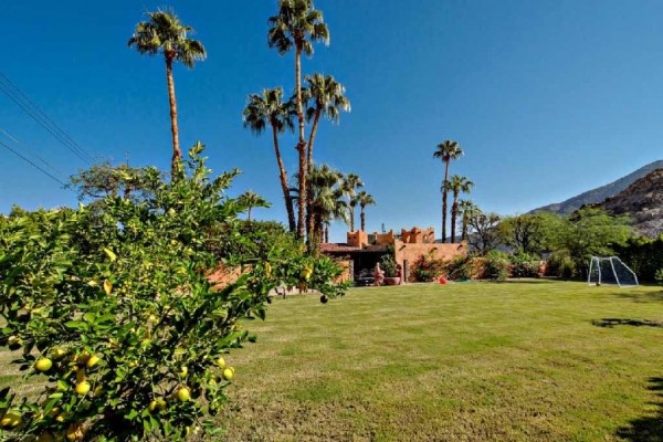 [Image: Spanish Style Home: Saltwater Pool, Hot Tub, Cabana, Sprawling Manicured Gardens]