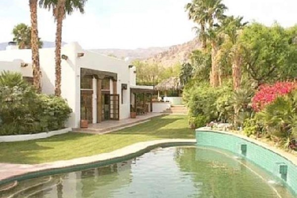 [Image: Spectacular La Quinta Hideaway-Total Privacy]