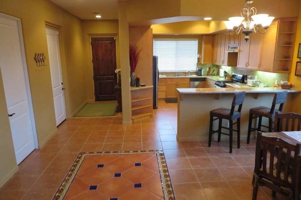 [Image: Spacious 3 Bdr. 2 Bth. Pool &amp; Spa Beauty Located at the Foot of the Mountains.]