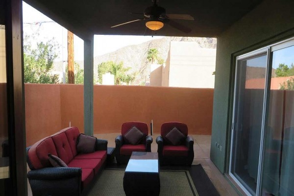 [Image: Spacious 3 Bdr. 2 Bth. Pool &amp; Spa Beauty Located at the Foot of the Mountains.]