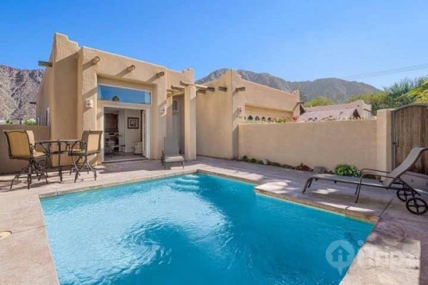 [Image: Top of La Quinta Cove Santa Fe Home 3 Bd/2BA with Pool and Patio F/P]