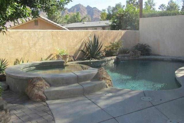 [Image: Tranquil La Quinta Desert Retreat]