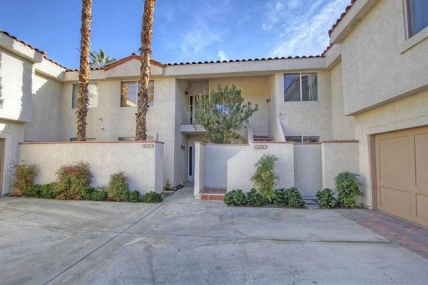 [Image: Highly Upgraded 2 Bedroom Condo with Golf Course Views of PGA West]