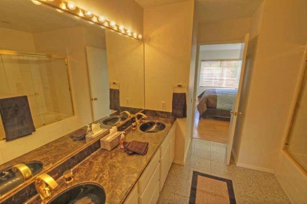 [Image: Highly Upgraded 2 Bedroom Condo with Golf Course Views of PGA West]