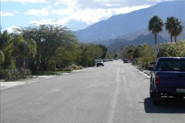 [Image: Spectacular Rosa Mountain Views in Stary Cozy La Quinta Cove]