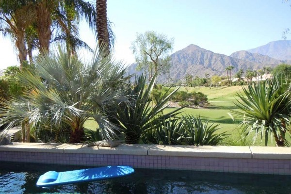 [Image: Tranquil Majestic Mountain View La Quinta Home]