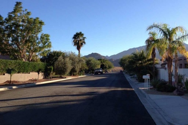 [Image: Mid-Century Modern 3/2 Private Pool Home Top La Quinta Cove]