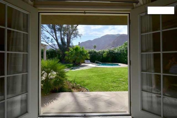 [Image: Mid-Century Modern 3/2 Private Pool Home Top La Quinta Cove]