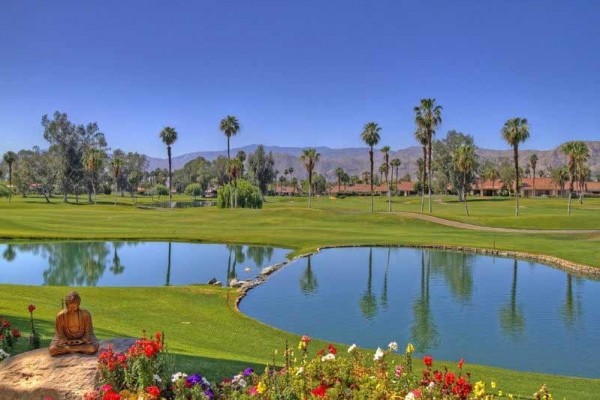 [Image: Panoramic Golf Course, Lake and Mountain Views]