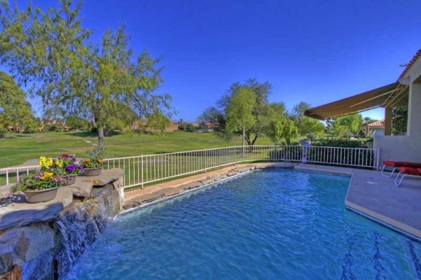 [Image: Mission Hills Country Club with Private Pool and Golf Course View]