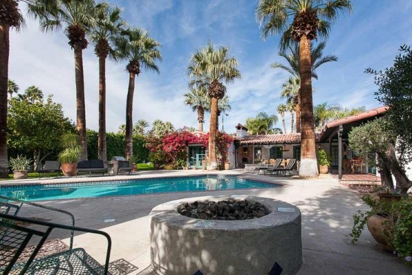 [Image: Former Palm Springs Residence of Lucille Ball and Dezi Arnez]