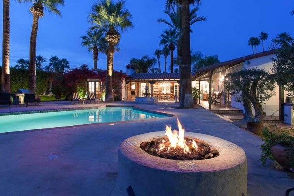 [Image: Former Palm Springs Residence of Lucille Ball and Dezi Arnez]